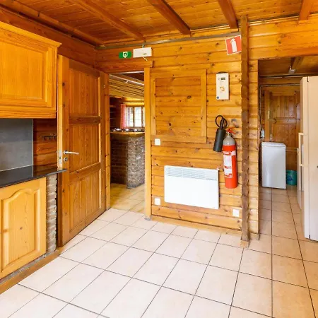 Majestic In Durbuy 200 Meters From The Golf Holiday home