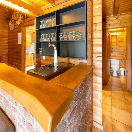 Holiday home Majestic In Durbuy 200 Meters From The Golf *